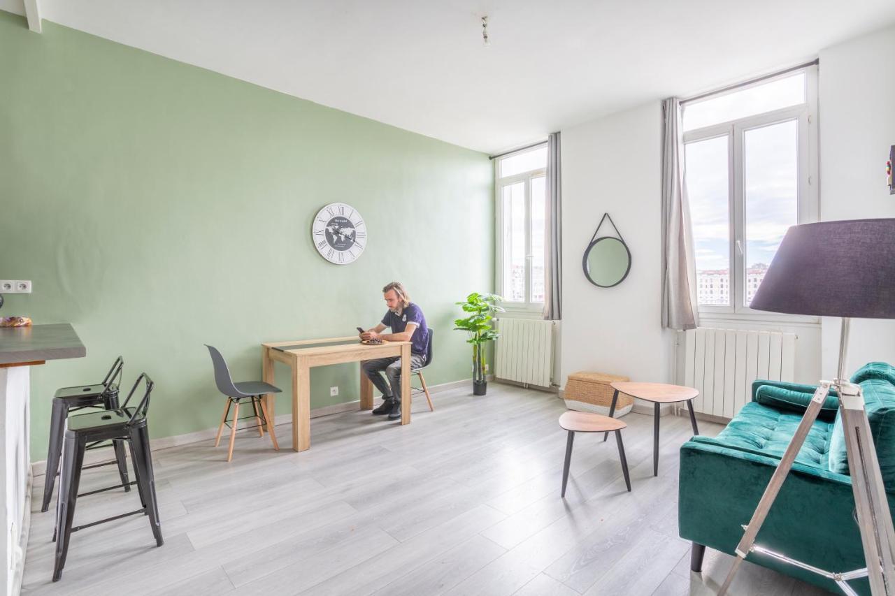 Hostel Ambassade Bretonne Vieux-Port 马赛 外观 照片